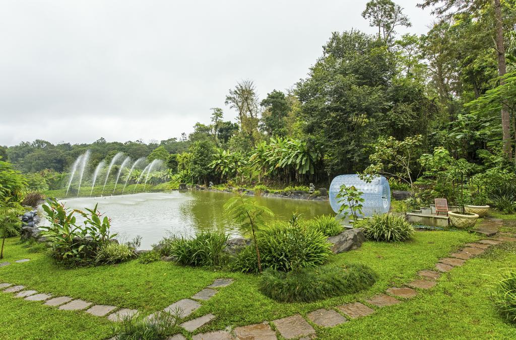 The Windflower Resort & Spa, Coorg Suntikoppa Exterior foto